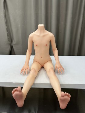 142cm Can Have Two Head Slight Defect Silicone Doll